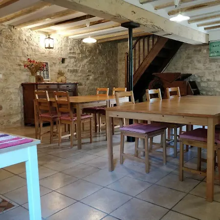 Le Moulin Des Valignards - D'hotes Frühstückspension Ebreuil