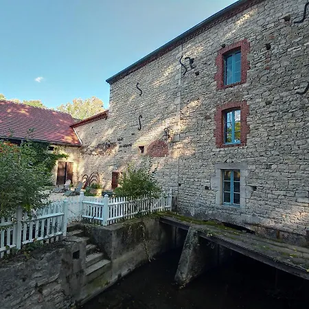 Le Moulin Des Valignards - D'hotes 3* Ebreuil