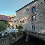 Le Moulin Des Valignards - D'hotes 3* Ebreuil