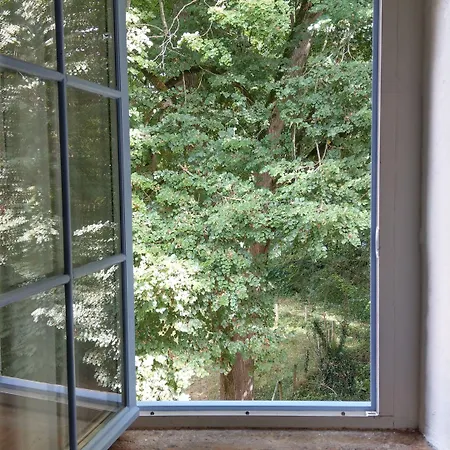 ベッド・アンド・ブレックファスト Le Moulin Des Valignards - D'hotes エブルイユ