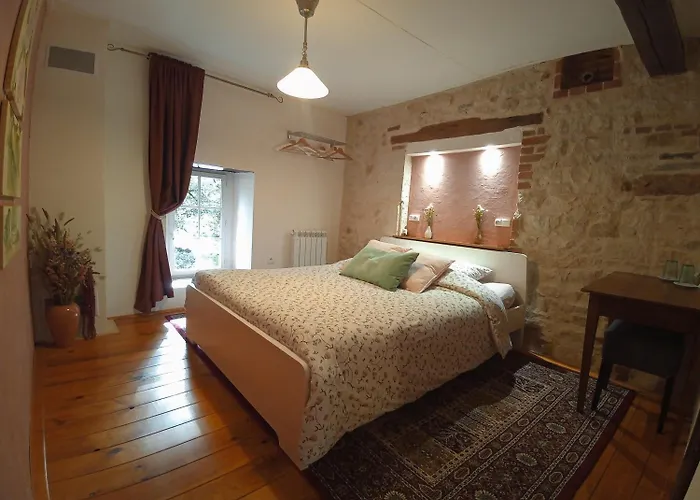 Le Moulin Des Valignards 3* Ebreuil